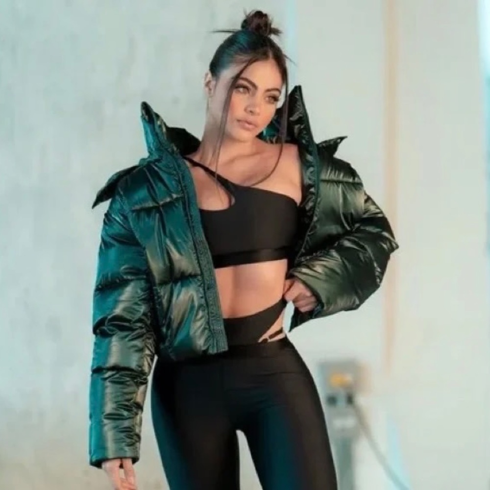 ALO Yoga Green Puffer Jacket***RARE